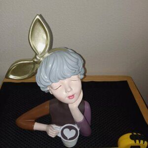 Coffee Lady Table Statue
